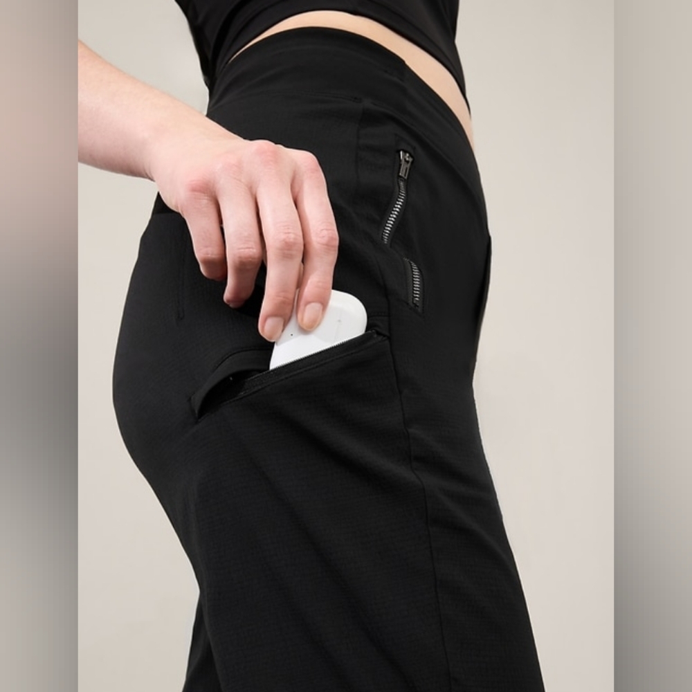 Athleta Trekkie Pants